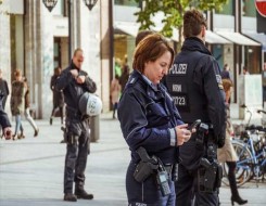  السعودية اليوم - الشرطة الألمانية تتفاوض مع رجل يحتجز ابنته رهينة بمطار هامبورج