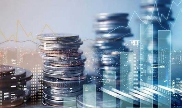 الفضة تقترب من منطقة دعم محورية وسط استمرار الضغوط البيعية