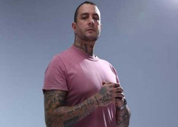  السعودية اليوم - تطور جديد لمشكلة رفع فيلم "سفاح التجمع" للفنان أحمد الفيشاوي من دور العرض بعد ساعات من طرحه