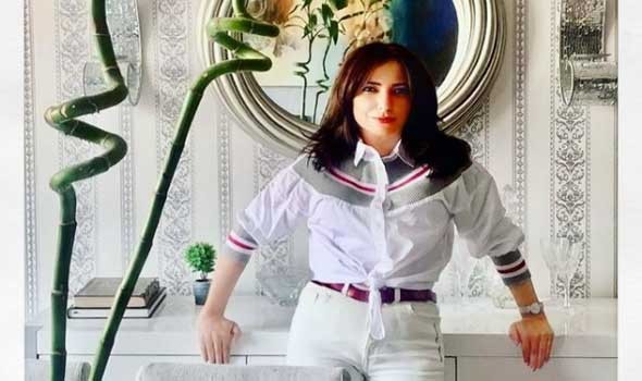  السعودية اليوم - امل عرفه ترد بحزم علي تسريبات طالت ابنتها مريم