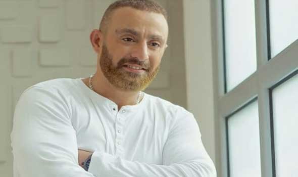  السعودية اليوم - أحمد السقا ينفي المنافسة ويتخلى عن الأكشن لصالح الكوميديا في فيلمه الجديد "خلي بالك من نفسك"