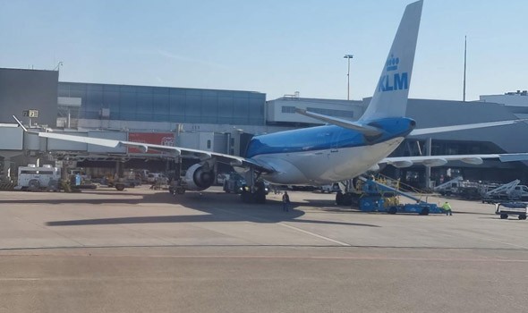  السعودية اليوم - إلغاء ما يقارب 100 رحلة جوية في مطار أمستردام نتيجة الرياح القوية التي تضرب البلاد