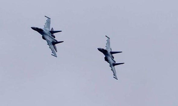  السعودية اليوم - طيران الإحتلال الإسرائيلي يشن غارة على شارع النفق، شمال مدينة غزة وذلك خلال خبر عاجل لها