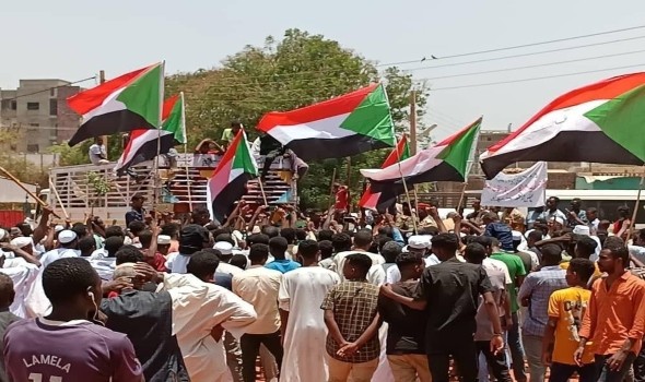  السعودية اليوم - رئيس جنوب السودان يقيل قائد الجيش ووزير المالية وسط تصاعد الأزمات الأمنية والسياسية