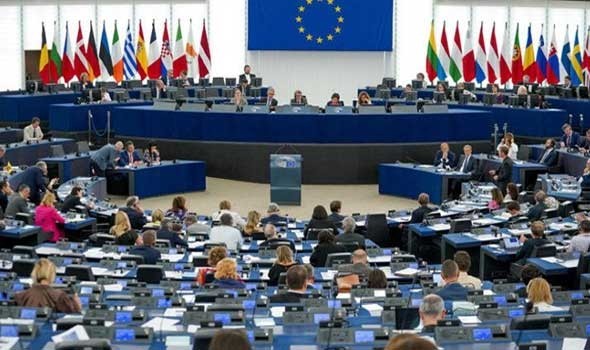 بلجيكا تتولى رئاسة الاتحاد الأوروبي وسط صراعات في أوكرانيا وغزة
