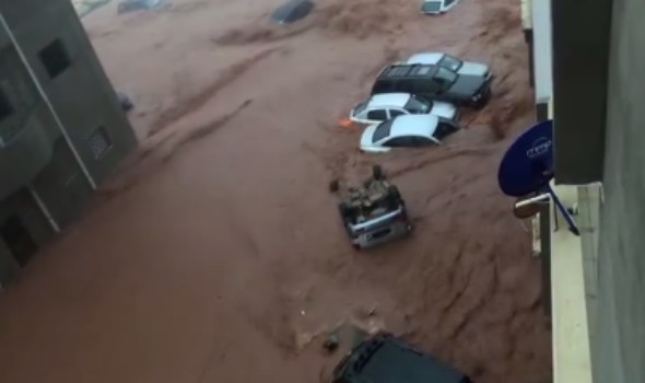  السعودية اليوم - 4 آلاف قتيل و20 ألف نازح في درنة جراء السيول والأمم المتحدة تدعم ليبيا بـ10 ملايين دولار