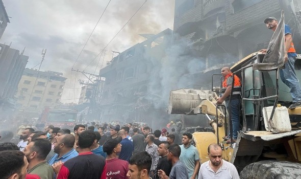  السعودية اليوم - غارات إسرائيلية على غزة وسط دعوات متنامية لهدنة واتفاق بشأن الرهائن