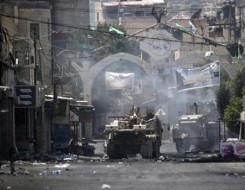  السعودية اليوم - اشتباكات عنيفة بمناطق توغل الجيش الإسرائيلي في خان يونس و"القسام" تُعلن مقتل عدد كبير من الرهائن مؤخراً
