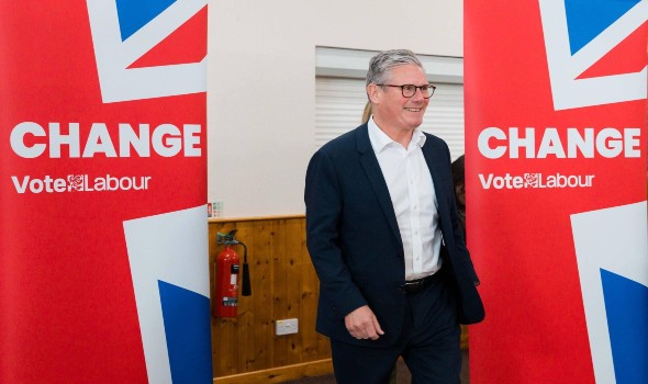 ستارمر يطلق حسابه على تيك توك رغم الحظر الحكومي لتعزيز التواصل مع الناخبين الشباب