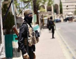  السعودية اليوم - مقتل عنصر من الأمن الداخلي وإصابة آخرين في هجوم مسلح نفذه مسلحون من السويداء قرب بصرى الشام