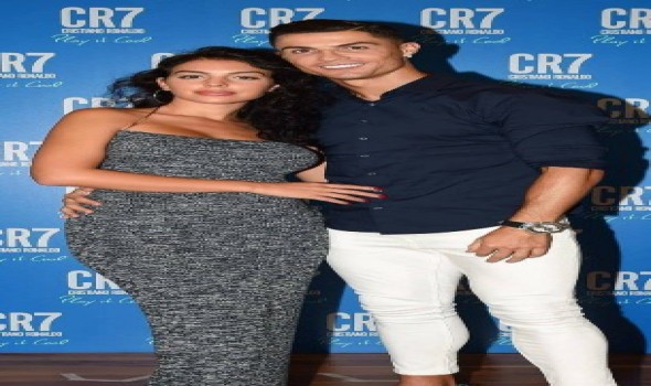 جورجينا تثير اهتمام الجمهور بعد موافقتها على الزواج وتخطف الأنظار بأجمل إطلالاتها