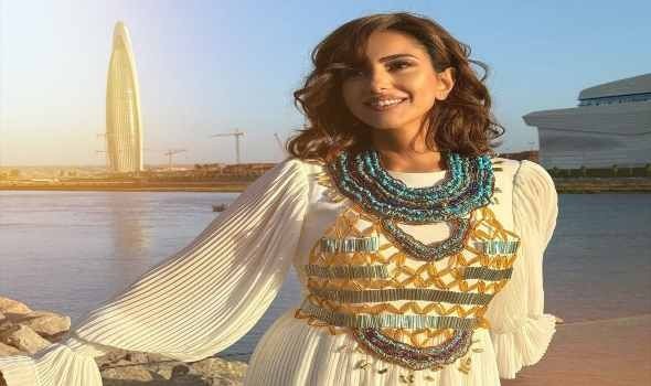 الفساتين التراثية تعود إلى الواجهة بهوية أصيلة وأناقة فاخرة