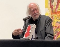  السعودية اليوم - الكاتب المجري كراسنهوركاي يفوز بجائزة نوبل للآداب عن أدب "رؤيوي في زمن الرعب"