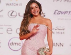 السعودية اليوم - فساتين سهرة بتصاميم متنوعة وألوان راقية تستلهم منها الشابات إطلالات أنيقة للمناسبات