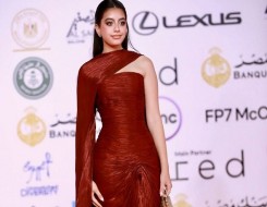 السعودية اليوم - صيحة الكمّ الكاب تعود بقوّة وأناقة النجمات تؤكّد حضورها هذا الموسم