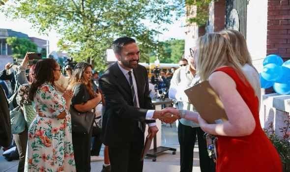  السعودية اليوم - الديمقراطيون يحققون فوزاً واسعاً في الانتخابات المحلية ويكبدون الجمهوريين أول خسارة في ولاية ترمب الثانية