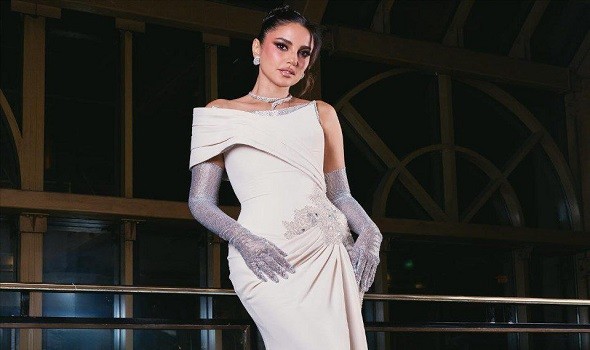  السعودية اليوم - أضيفي لمسة القفازات لإطلالاتك على خطى النجمة درة