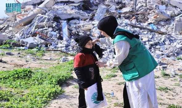 مركز الملك سلمان للإغاثة يواصل تقديم مساعداته الإنسانية في قطاع غزة