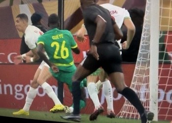  السعودية اليوم - محمد الشيبي مدافع المغرب يشمت من خسارة السنغال أمام منتخب بلجيكا ويدعو فريقها للبكاء