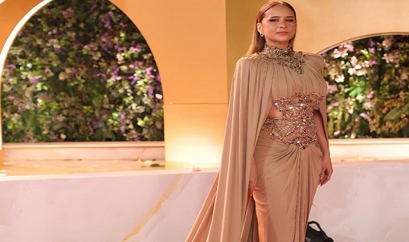  السعودية اليوم - إطلالات نجمات Joy Awards 2026 ترسم ملامح صيحات شتاء الموسم بين الكاب والمخمل والحرير