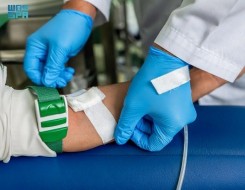  السعودية اليوم - مستشفى الملك فيصل التخصصي يطلق برنامج تبادل البلازما العلاجي في العيادات الخارجية