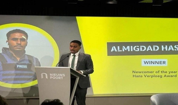 الصحفي السوداني المقداد يفوز بجائزة أفضل صحفي جديد لعام 2025