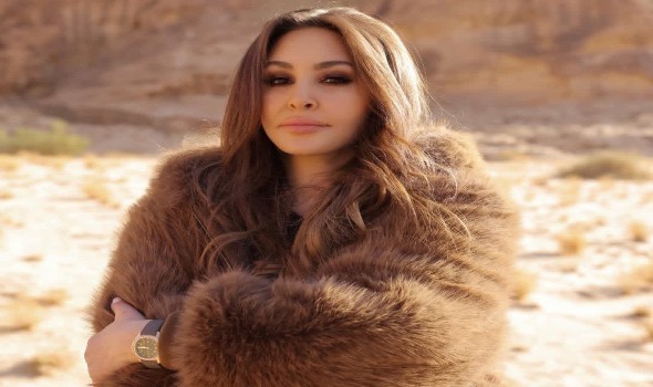 السعودية اليوم - إليسا تؤكد دعمها لدول الخليج في ظل التوترات الإقليمية وتستعد لطرح ألبومها صيفًا