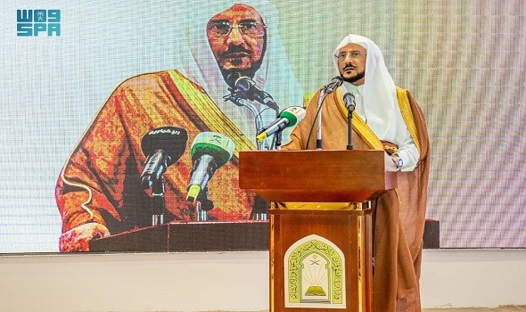  السعودية اليوم - وزير الشؤون الإسلامية يؤكد القيم الإسلامية أساس بناء المجتمع
