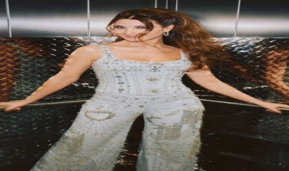  السعودية اليوم - نانسي عجرم وأنغام تتصدران موضة إطلالات السهرة اللامعة