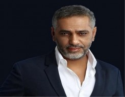  السعودية اليوم - بعد اتهامات باطلة لسنوات ال فضل شاكر  إلى الحرية بعد إخلاء سبيله والسماح له بالسفر وجمهوره بالإنتظار