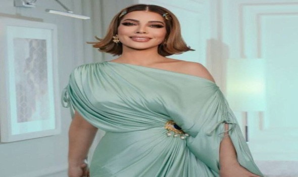 السعودية اليوم - صيحات ملهمة من إطلالات نجمات الغناء تجمع بين الفخامة والابتكار