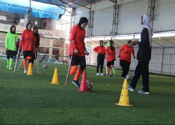 السعودية اليوم - قصص ملهمة من أول فريق كرة قدم نسائي للمبتورين في غزة