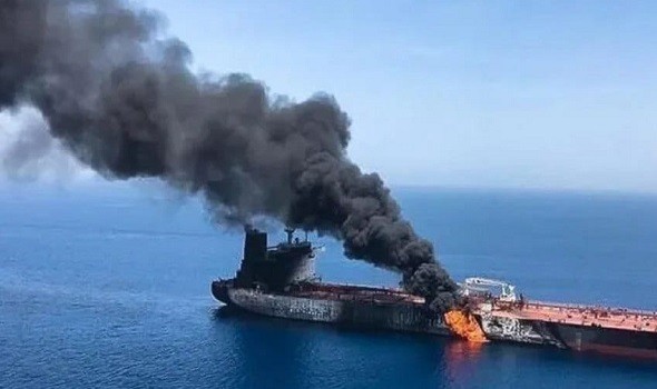 السعودية اليوم - الحرس الثوري يعلن غرق سفينة حاويات بمضيق هرمز بعد اصطدامها بلغم